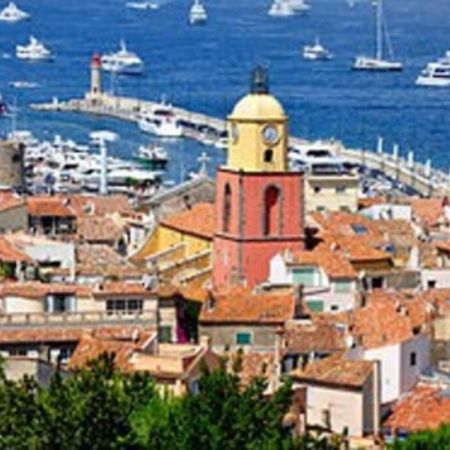 Un nid d'amour en Provence à deux pas de la mer Cogolin Esterno foto